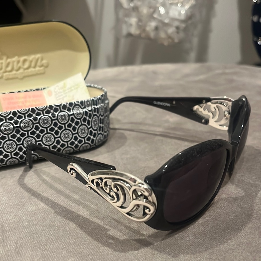 Brighton Glendora Sunglasses and Case